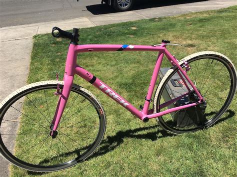 2016 Trek Crockett Pink Edition Framefork Brakes Wheels For Sale