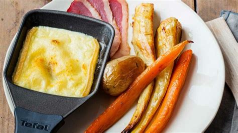 Raclette nos idées de recettes avec ce fromage si gourmand Femme