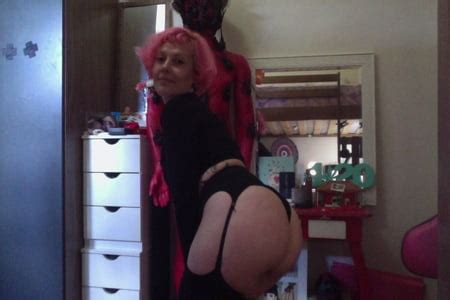 Showing Off My Nice Hot Ass To You Pics Xhamster