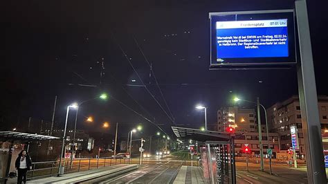 Warnstreiks beeinträchtigen ÖPNV S4 Stadtbahnen fallen vereinzelt aus