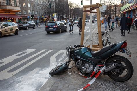 Cu Nto Tiempo Toma Una Demanda Por Accidente De Motocicleta