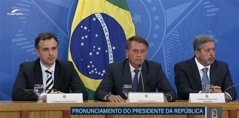 Bolsonaro anuncia PEC para zerar ICMS do diesel e gás Estados serão