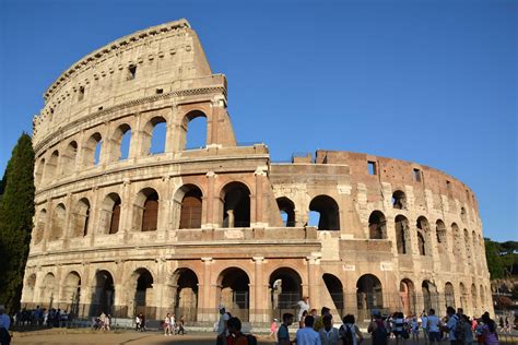 roman colosseum wallpapers top  roman colosseum backgrounds