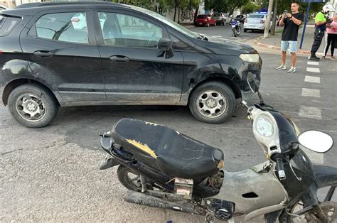 Un motociclista sufrió heridas leves en un choque El Diario de La Pampa