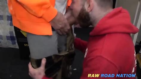 Angry Boss Takes His Employed Anal XhKAHY