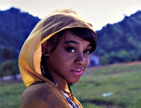 How Did Lisa Left Eye Lopes Die Inside Her Fatal Car Crash