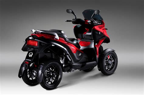 Four-wheeled scooter launches in UK | Visordown