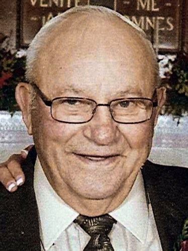 Clayton Bowe Obituary 2012 Chippewa Falls Wi The Chippewa Herald