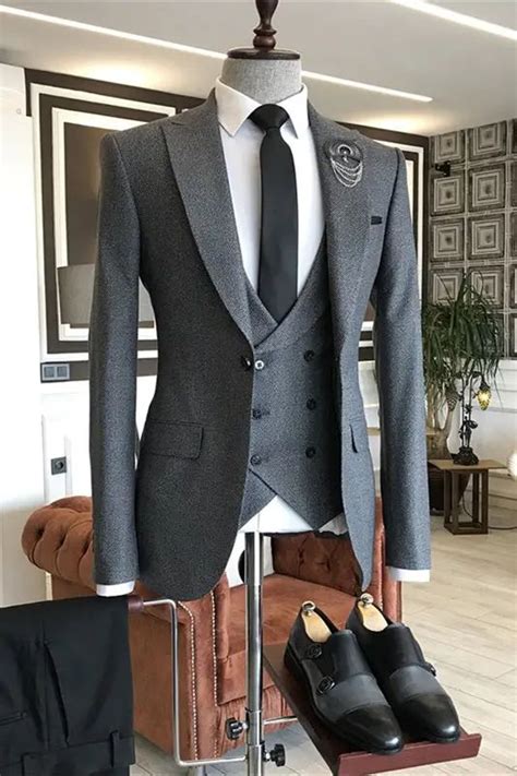 Edwiin Slate Gray Peaked Lapel Fancy Three Pieces Business Suits