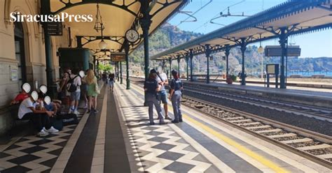 Ferragosto Il Bilancio Della Polizia Ferroviaria Siciliana SiracusaPress