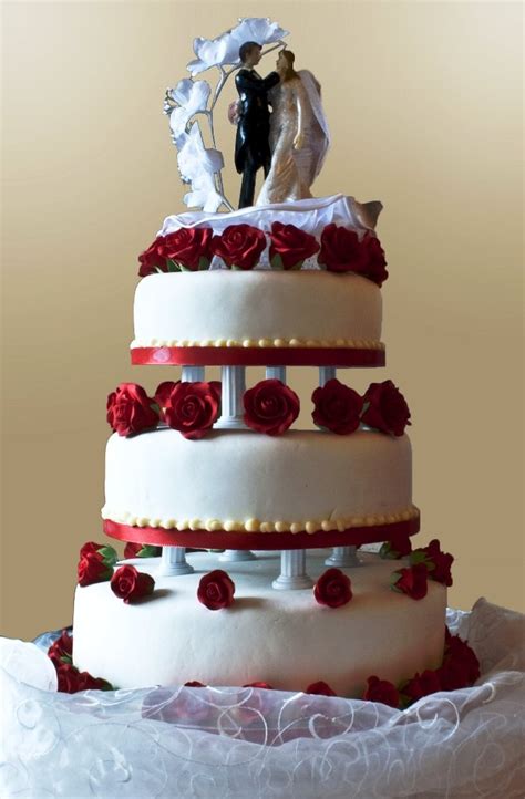 25 Beautiful Wedding Cake Ideas Inspired Luv