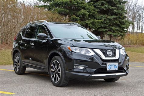 SUV Review 2019 Nissan Rogue Driving