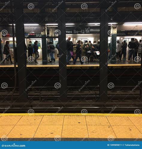 This hidden NYC subway 42nd street passage is a commuter's dream 10