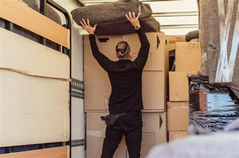 Local Removalists Blairmount St Move Removalist St Move Removal