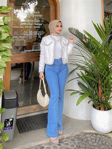 Ide Outfit Hijab Santai Dan Kece Untuk Nongki Di Model Pakaian