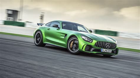 TopGear Flat Out In The Mercedes AMG GT R