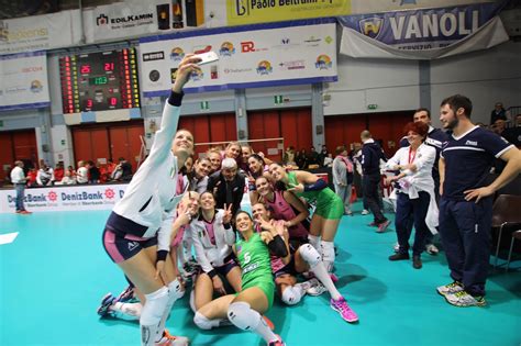 Pom Vittoria Da Champions Volleyball Casalmaggiore