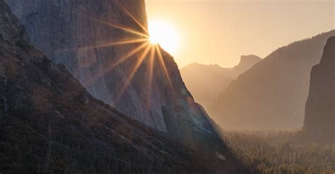 Sunrise at Yosemite · Free Stock Photo