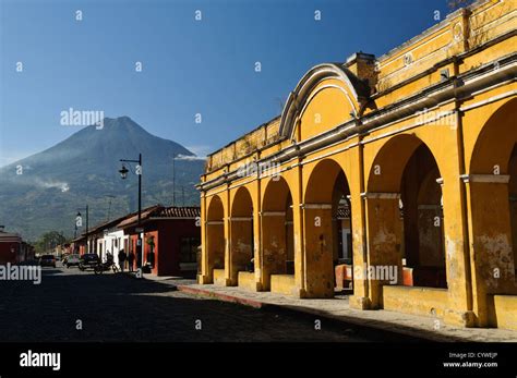 ANTIGUA GUATEMALA, Guatemala — Traditional Spanish colonial ...