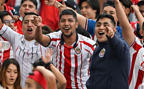 Leyenda De Chivas Lanza Critica A La Afici N Para Que Mantenga