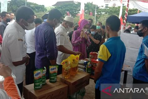 Maluku Salurkan 9 000 Sembako Gratis Bagi Masyarakat Sambut Lebaran