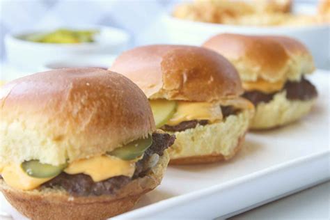 Easy Copycat White Castle Sliders