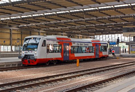 VT 515 (650 053-1) ein Stadler Regio-Shuttle RS1 der City-Bahn Chemnitz ...