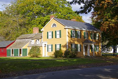 Photos of Historic Deerfield, Site of the 1704 Raid — The French ...