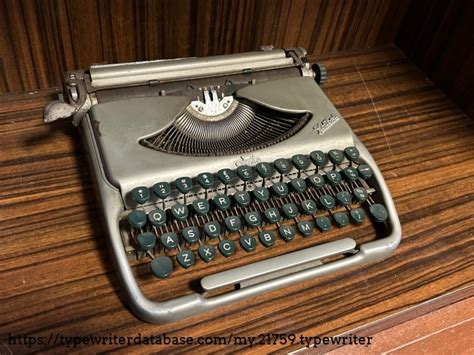 1958 Groma Kolibri on the Typewriter Database