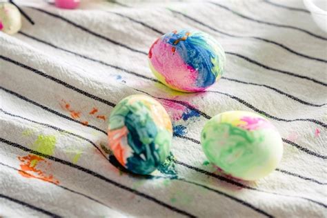 How to Dye Clothes with Food Coloring? Easy Steps - The War Report Online