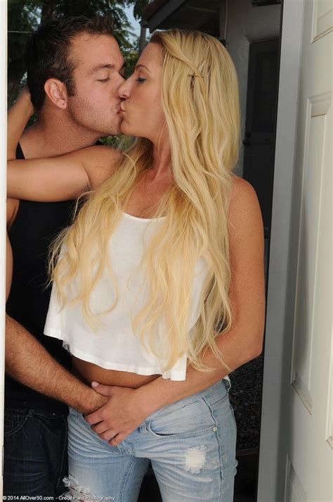 Cock Hungry Busty Blonde Milf Dicked Deep Porn Pictures Xxx Photos Sex Images Pictoa