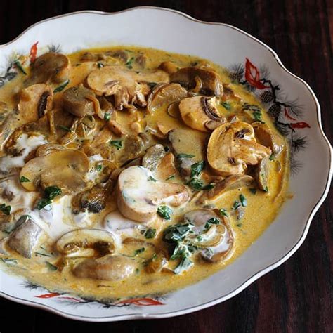 Mushroom Stroganoff Recipe Easy And Delicious