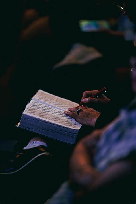 Explaining what the russel name means in historical genealogies 10