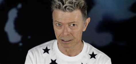 Pariz Odaje Po Ast Jednom Od Najve Ih David Bowie Dobio Je Ulicu Na