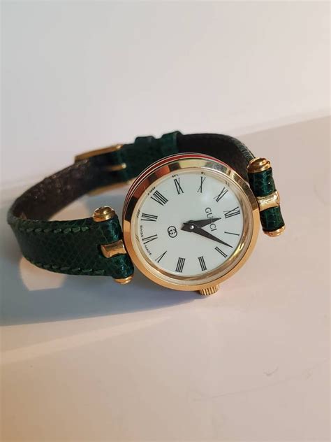 Vintage 18kt Gold Plated Gucci Womens Watch Model 2000l Black And Gold Stack Watch In Near Mint