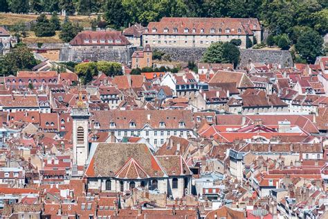 Besan On Le Fort Griffon Et La Ville Villes Besan On Doubs