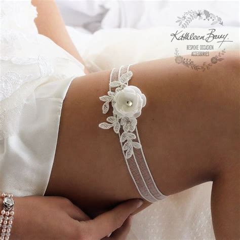 Garter Ivory With Flower Detail And Lace Floral Bridal Garter Color