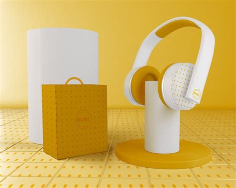 Arrangement Avec Casque Jaune Et Blanc PSD Premium