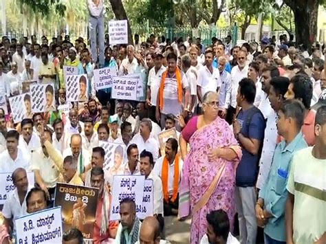 Obscene Video Case Jds Workers Hold Protest Against Dk Shivakumar Bjp