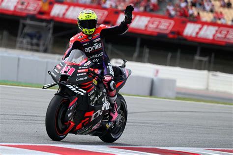 Moto Gp L Aprilia Di Espargaro Vince La Gara Sprint Del Gran Premio Di