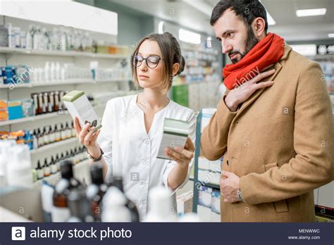 Pharmacist Drugstore Hi Res Stock Photography And Images Alamy