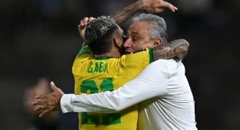 ReconciliaÇÃo No Ninho Tite E Gabigol Trocam AbraÇo SimbÓlico Em