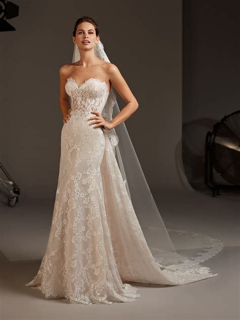 DESDEMONA Wedding Dress From Pronovias Hitched Co Uk