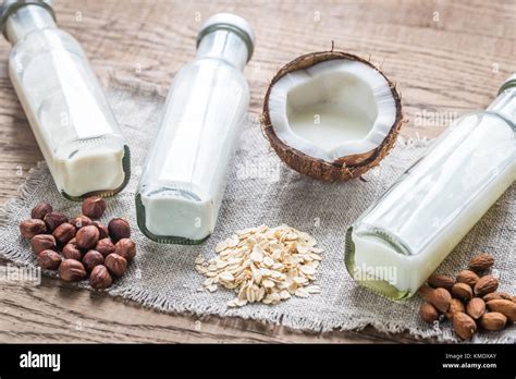 Different types of non-dairy milk Stock Photo - Alamy