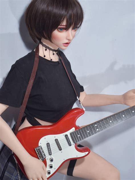 Kanno Ritsuko Elsa Babe Cm