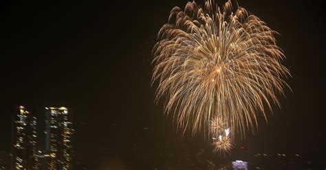 Fireworks lit up at New Year's Eve moments across the country - Archyde