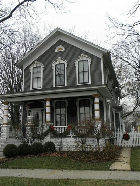 Pin By Alan Burton On Victorian Victorian Homes Exterior Victorian