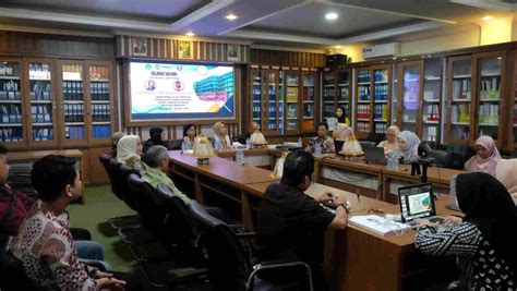 Pembukaan Visitasi Akreditasi Prodi D Teknik Gigi Universitas