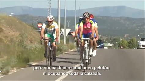 Como Deben Circular Los Ciclistas Youtube