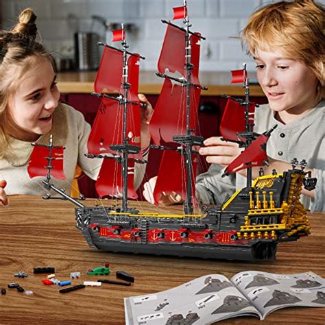 Mould King Queen Anna S Revenge Pirate Ship Model Building Blocks